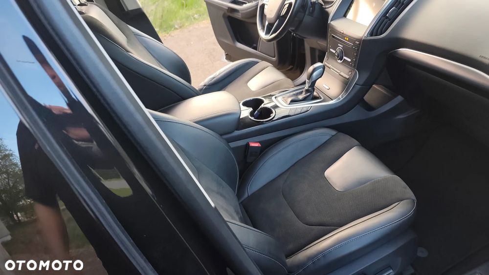 Ford S-Max 2.0 TDCi Titanium - 36