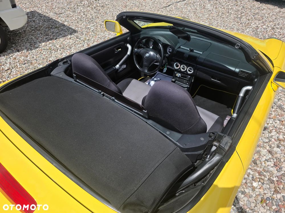 Toyota MR2 - 4