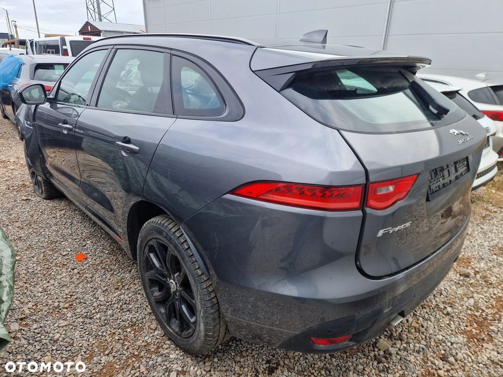 Jaguar F-Pace 2.0 i4D AWD R-Sport - 4