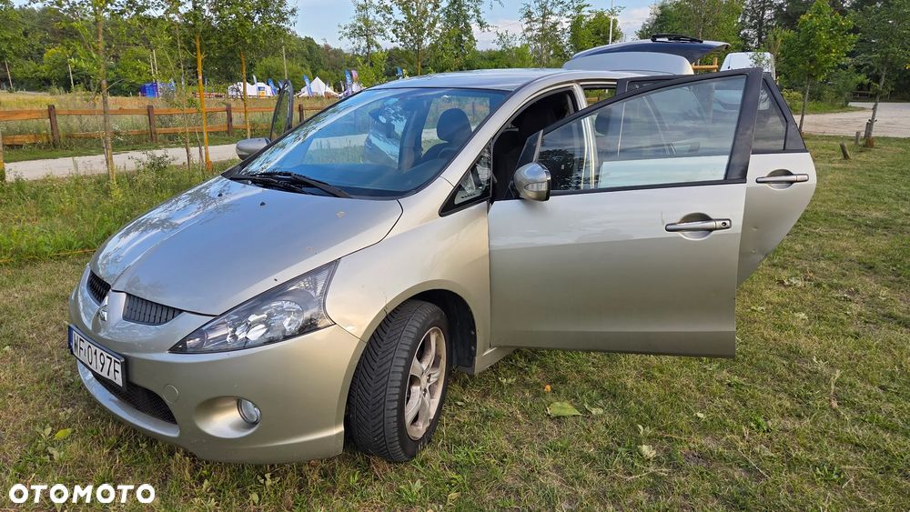 Mitsubishi Grandis 2.0 DID Intense - 1