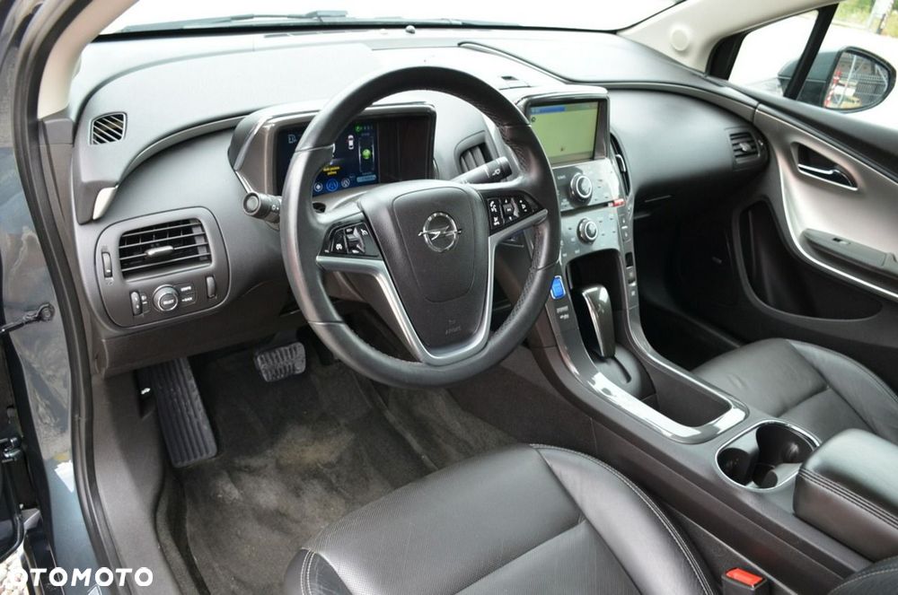 Opel Ampera - 23