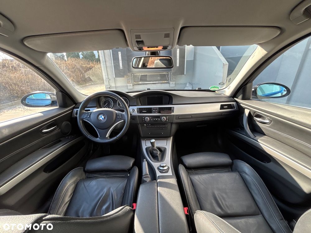 BMW Seria 3 325d DPF - 5