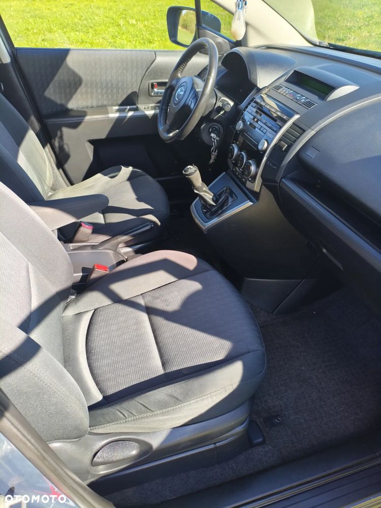 Mazda 5 - 9