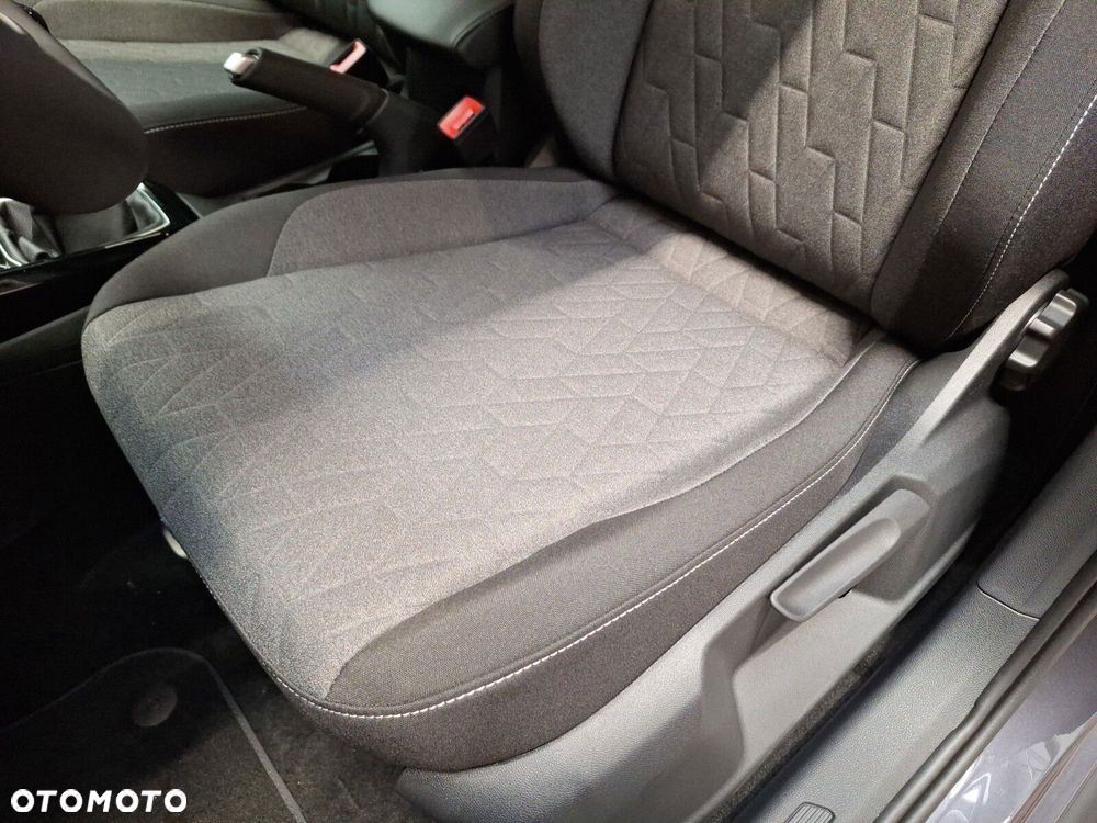 Volkswagen T-Cross - 12