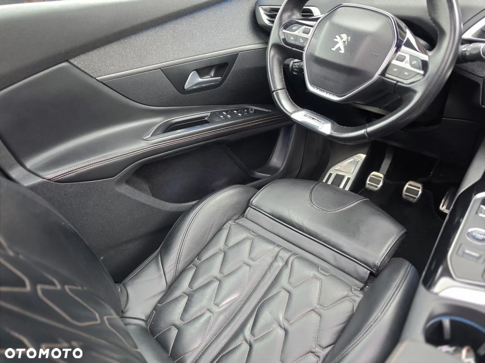 Peugeot 5008 - 35