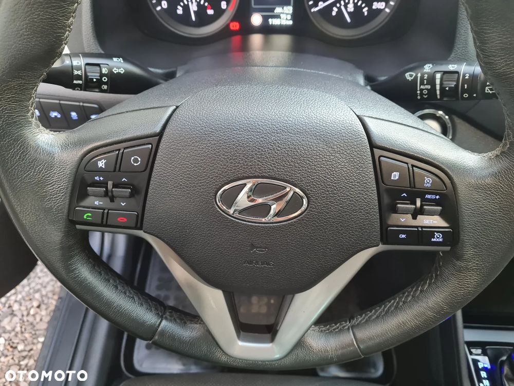 Hyundai Tucson 2.0 CRDI Premium 4WD - 23