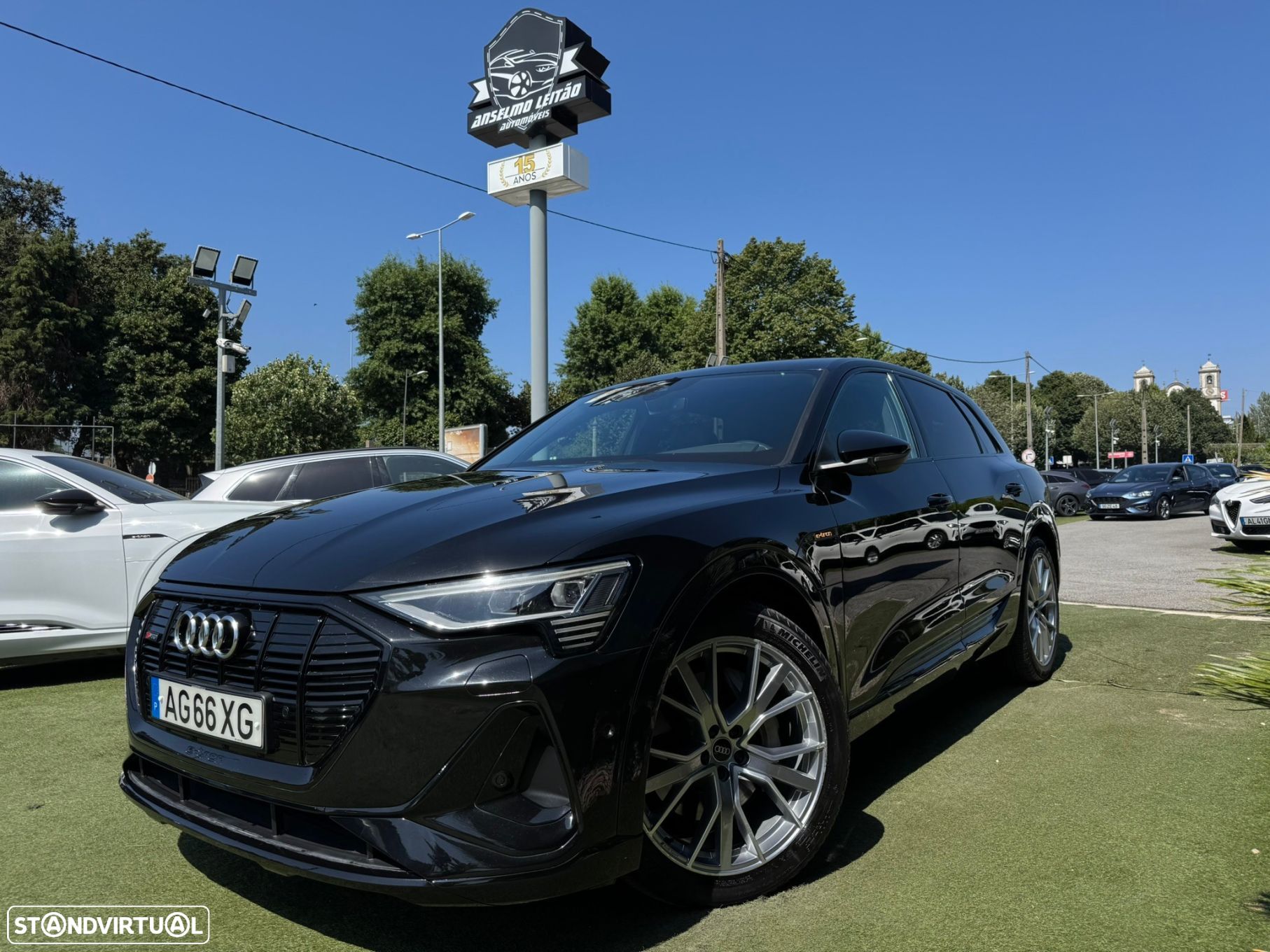 Audi e-tron 55 quattro S line - 1
