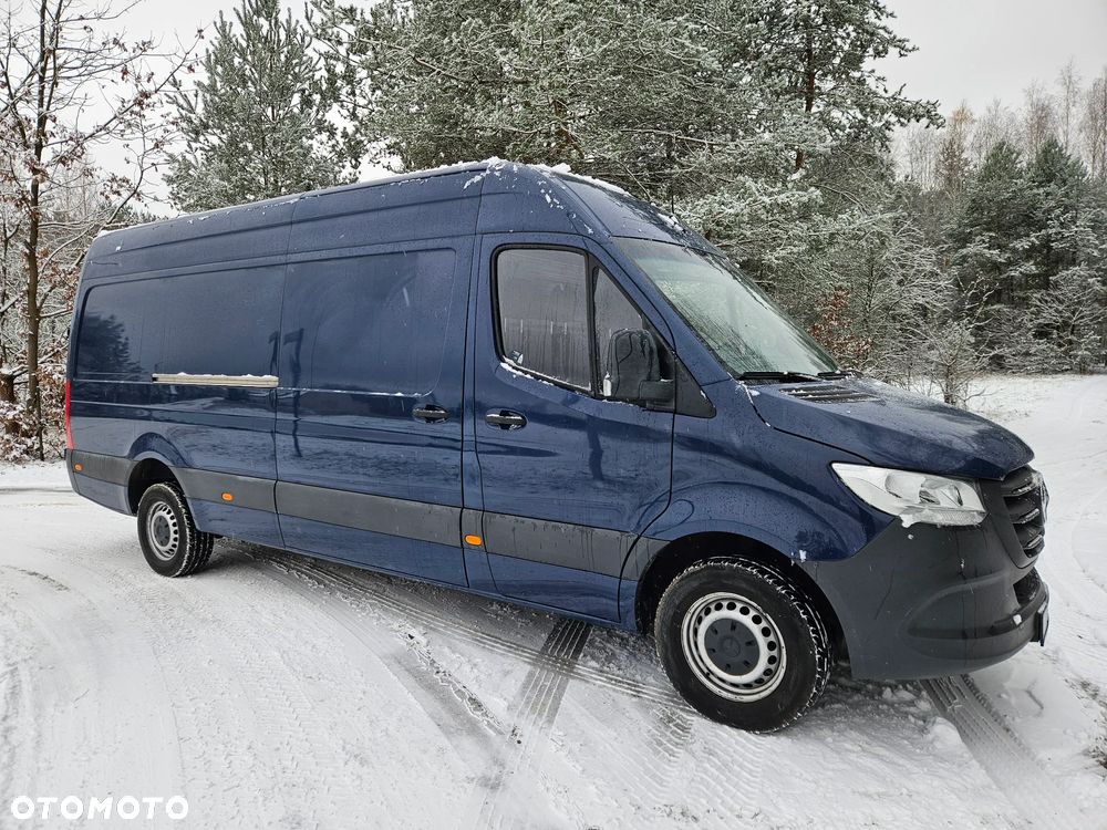 Mercedes-Benz Sprinter - 4