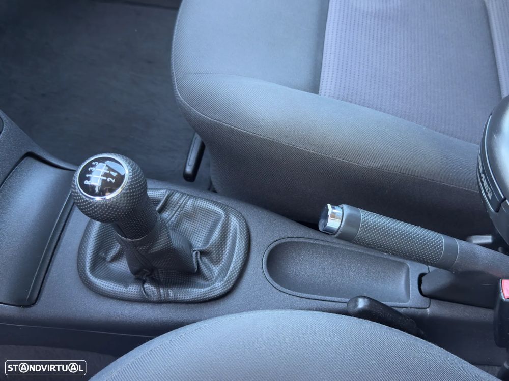 VW Lupo 1.2 TDi 3 Litros - 21