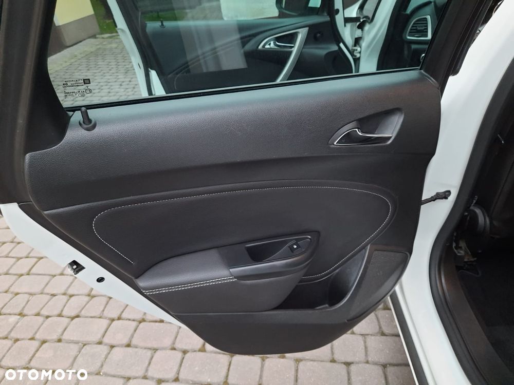 Opel Astra 1.4 T Sport - 6