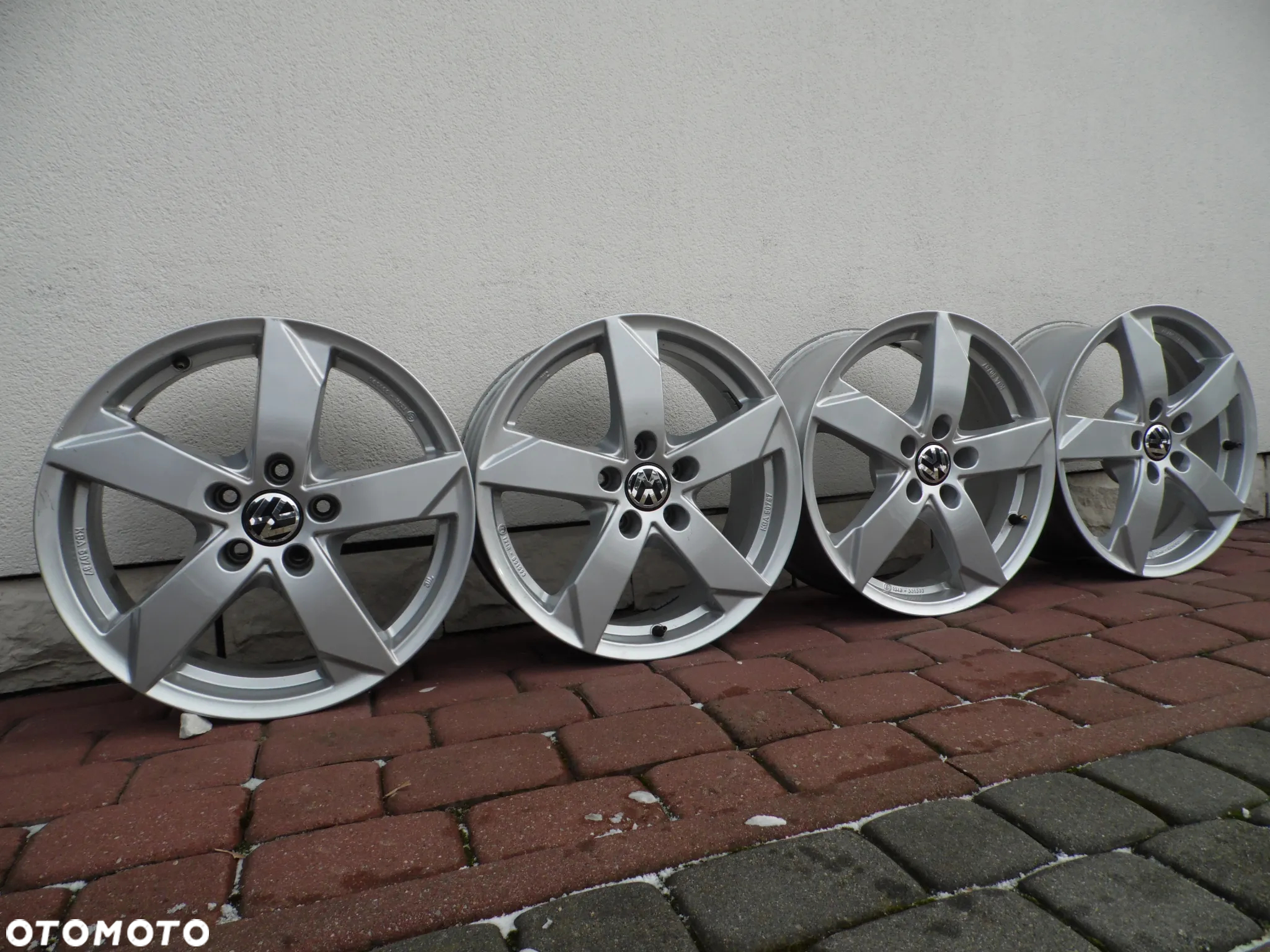 Felgi 17'' 5x112 VW Golf Passat Jetta Touran Tiguan T-Roc - 3