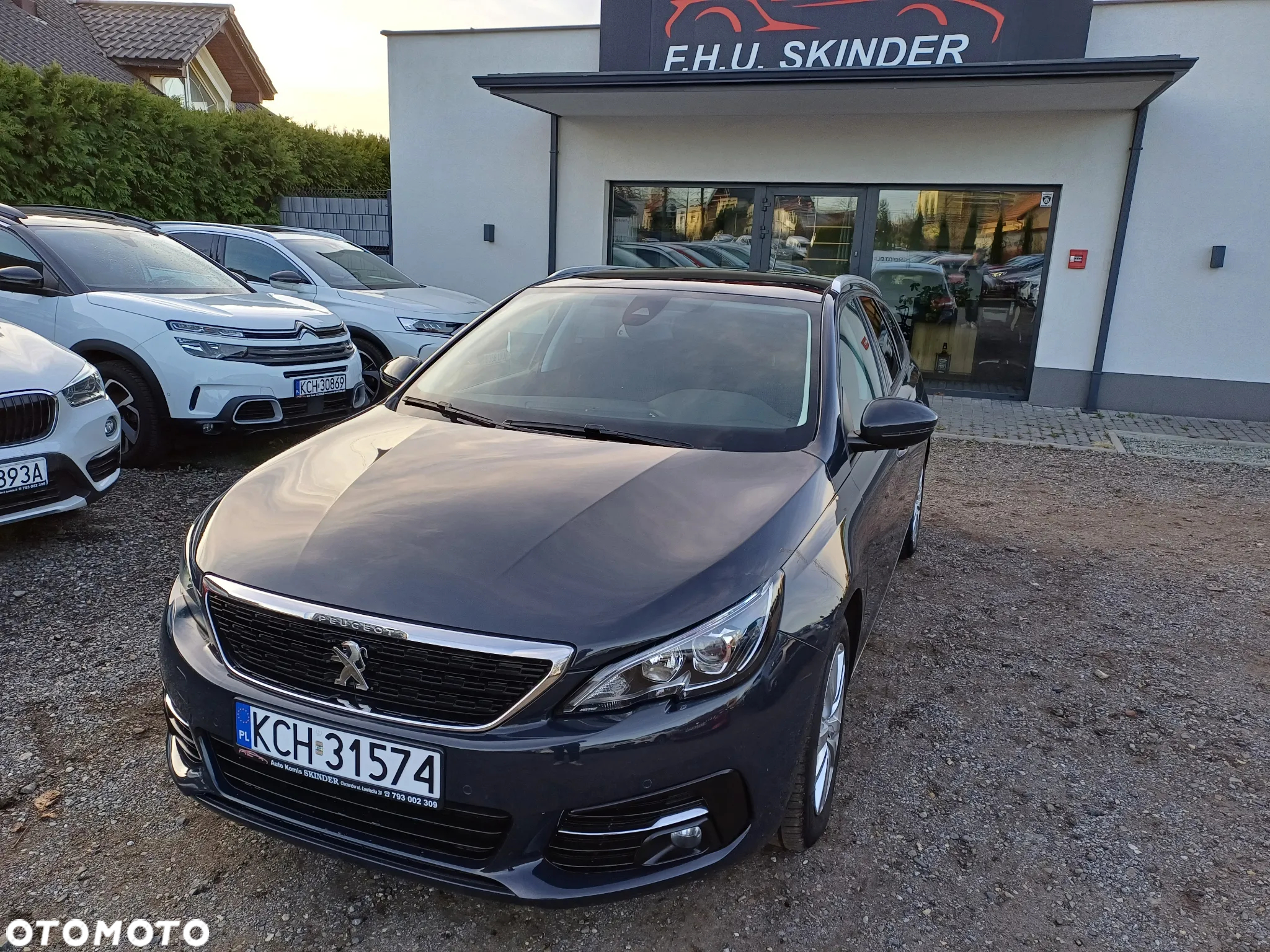 Peugeot 308 SW PureTech 110 Stop & Start Allure - 2