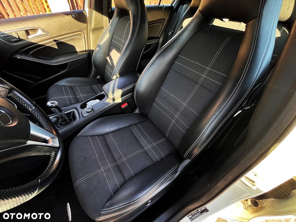 Mercedes-Benz Klasa A 180 BlueEfficiency Edition Style - 9