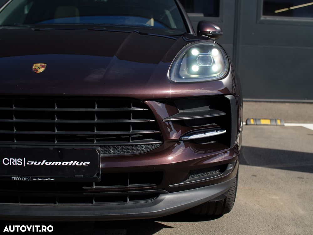 Porsche Macan - 29