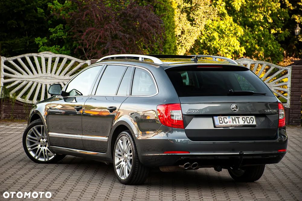 Skoda Superb 2.0 TDI Green tec DSG Exclusive - 16