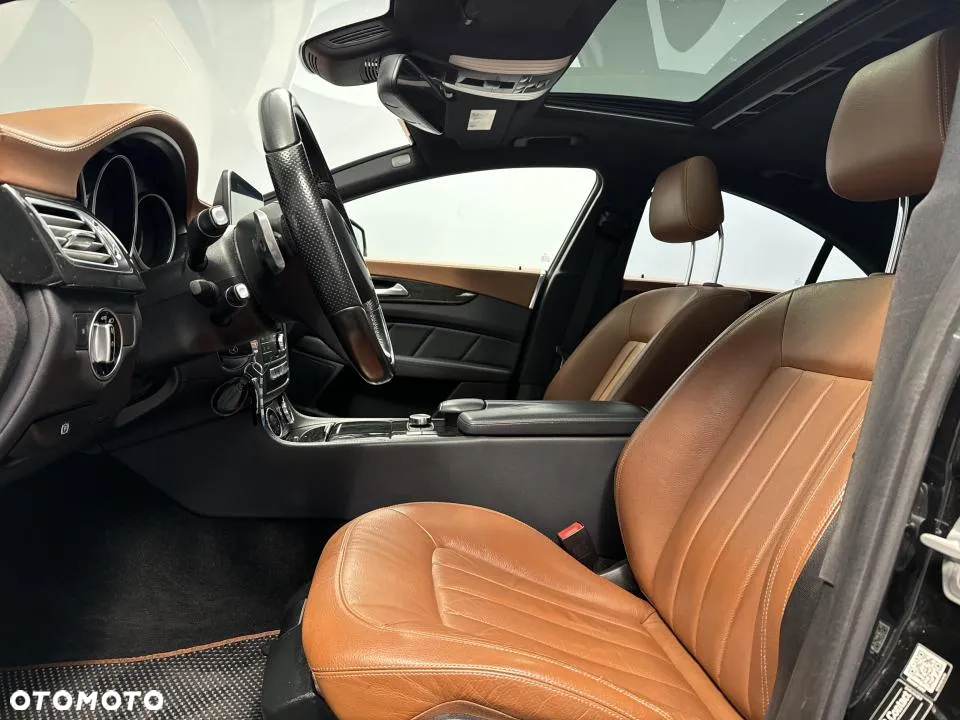 Mercedes-Benz CLS 350 BlueTEC 4-Matic - 12