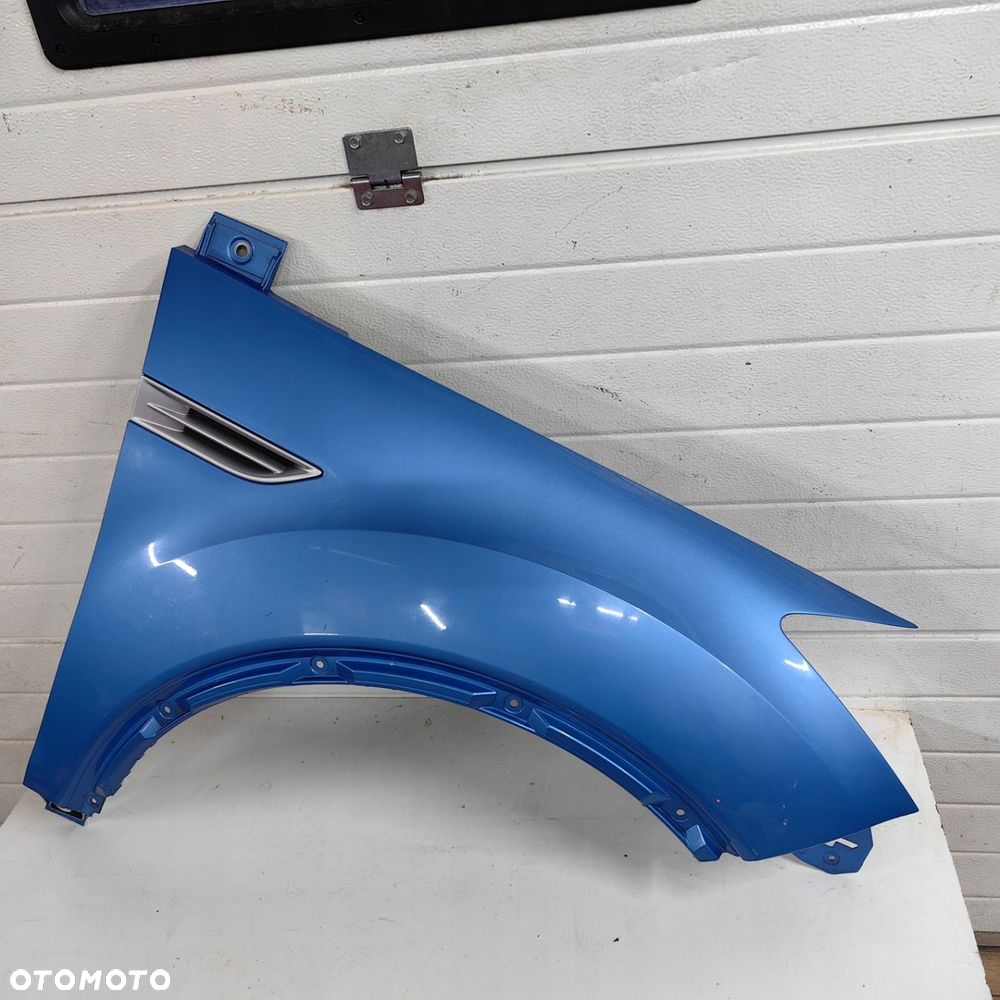 Błotnik przedni prawy Ford Kuga mk1 Q8 - 4