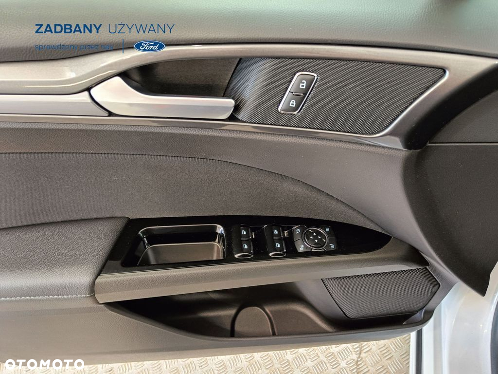 Ford Mondeo 2.0 Hybrid Titanium - 15