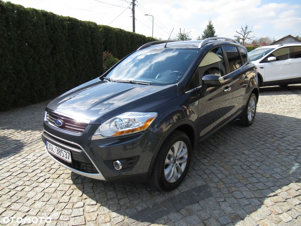 Ford Kuga 2.0 TDCi 2x4 Titanium - 9