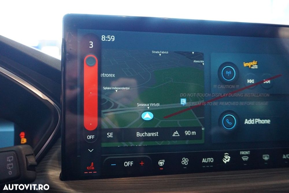 Ford Kuga - 10