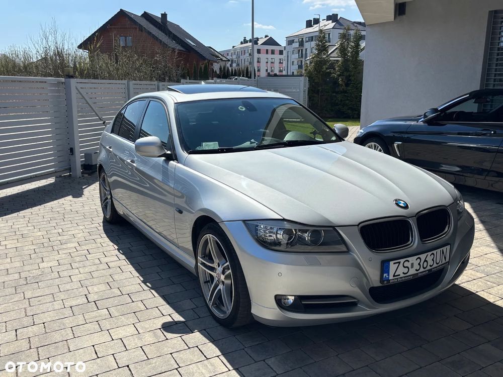 BMW Seria 3 318d DPF Edition Exclusive - 17