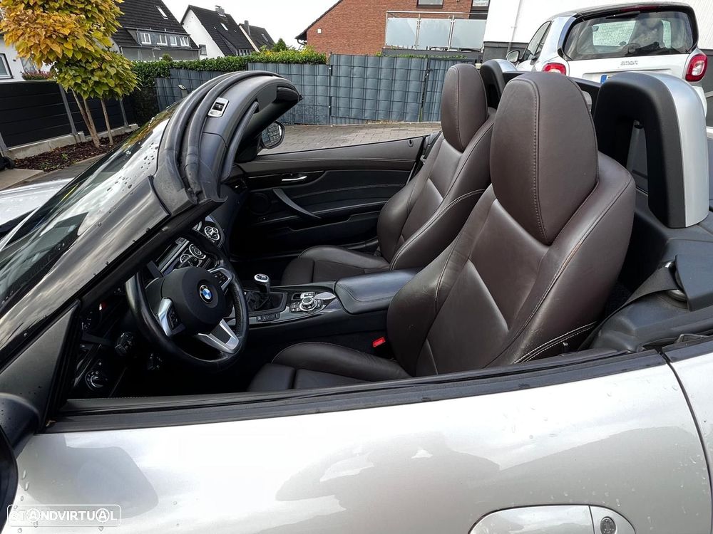 BMW Z4 sDrive20i - 15