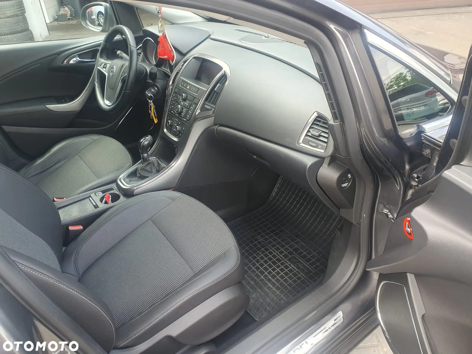 Opel Astra IV 1.7 CDTI Cosmo - 7