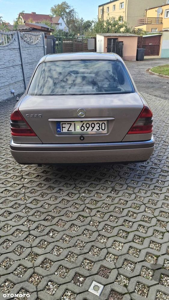Mercedes-Benz C-Class 1994 photo 3