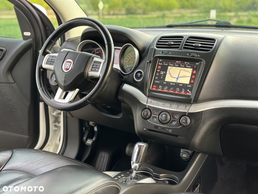 Fiat Freemont 2.0 Multijet 16V DPF Automatik Allrad Lounge - 36