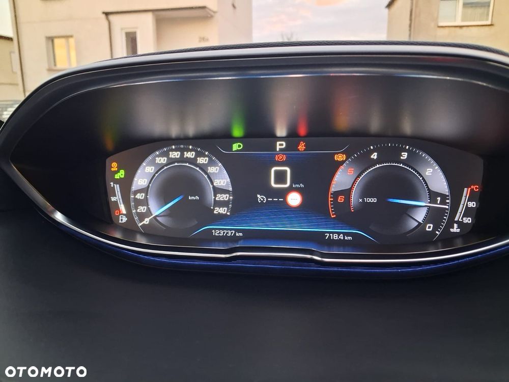 Peugeot 3008 - 13