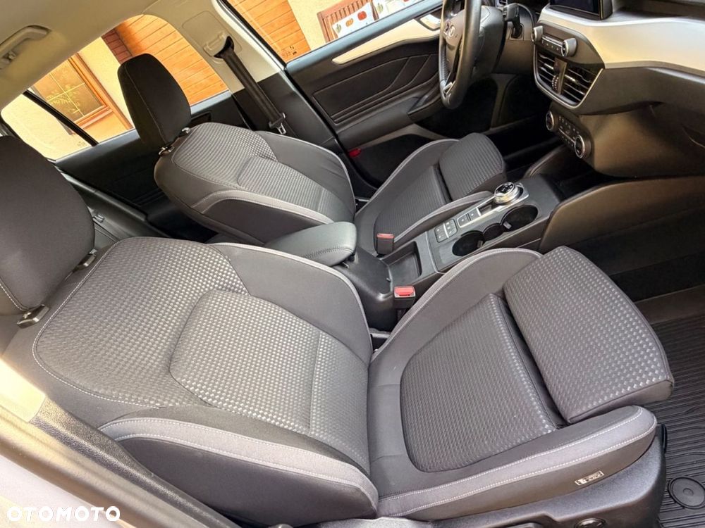 Ford Focus - 19