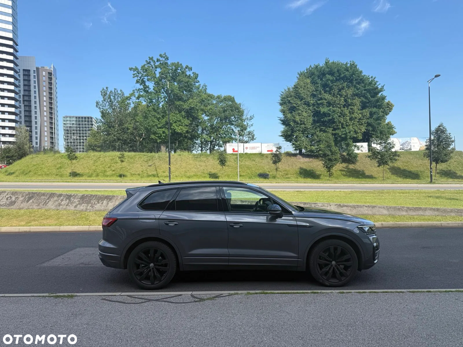 Volkswagen Touareg - 4