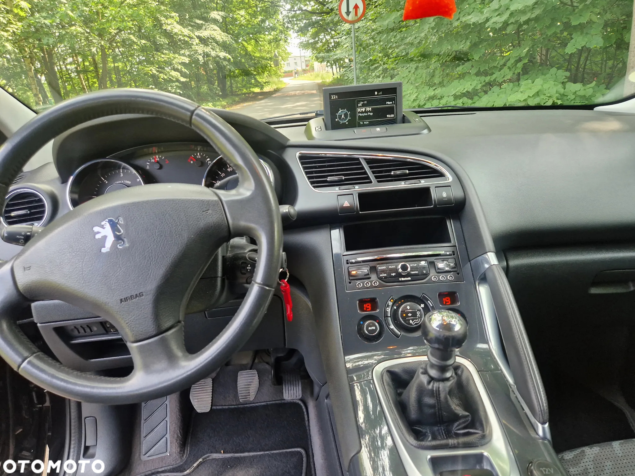 Peugeot 3008 HDi 115 Active - 13