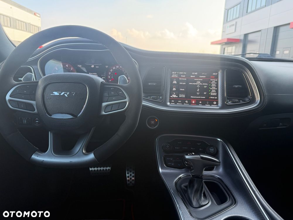 Dodge Challenger - 26