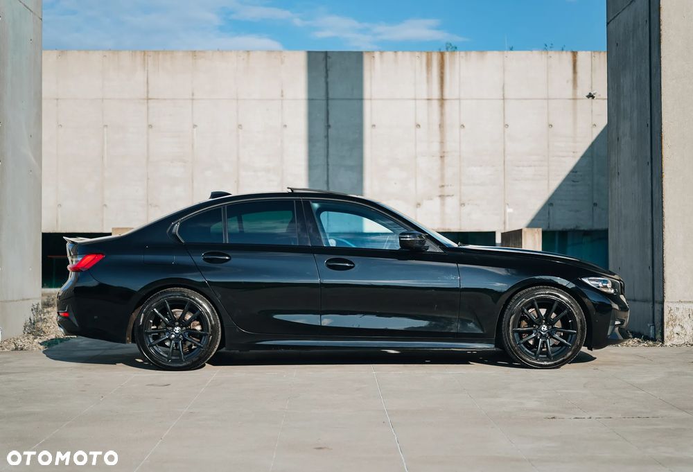 BMW Seria 3 320d Sport Line Shadow - 5