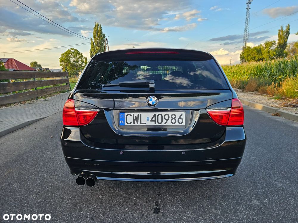 BMW Seria 3 318i - 7
