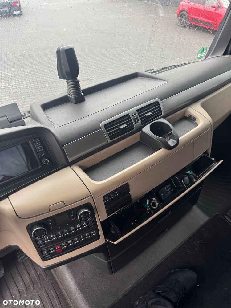 MAN TGX 500 Retarder - 19