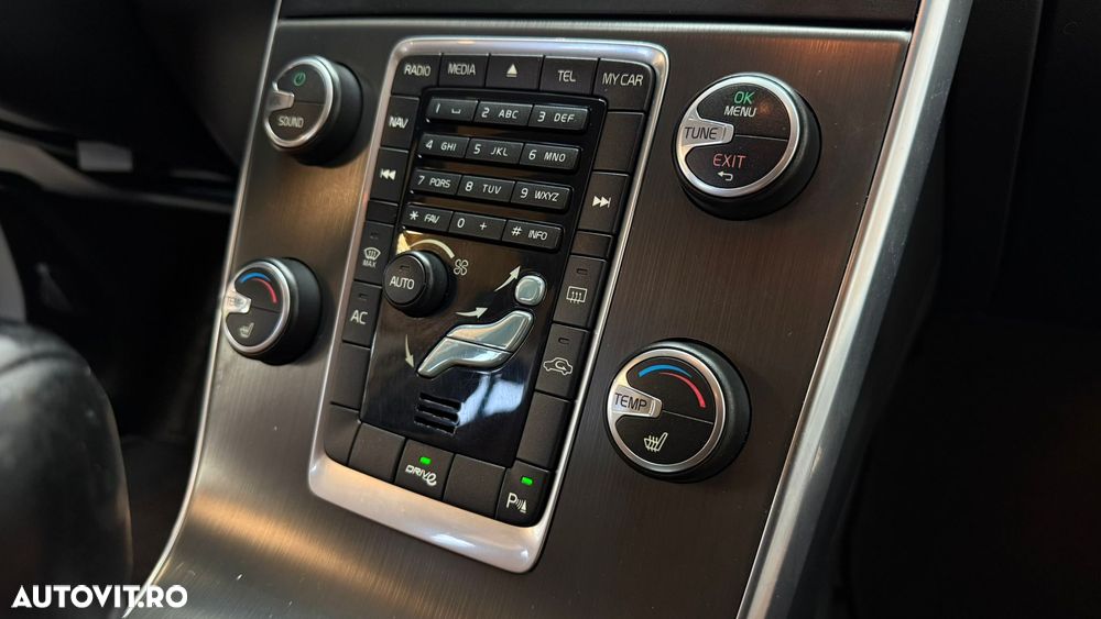 Volvo V60 D3 Momentum - 21