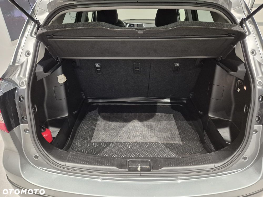 Suzuki SX4 - 8