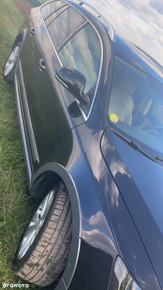 Skoda Superb 2.0 TDI 4x4 Platinum Outdoor DSG - 4