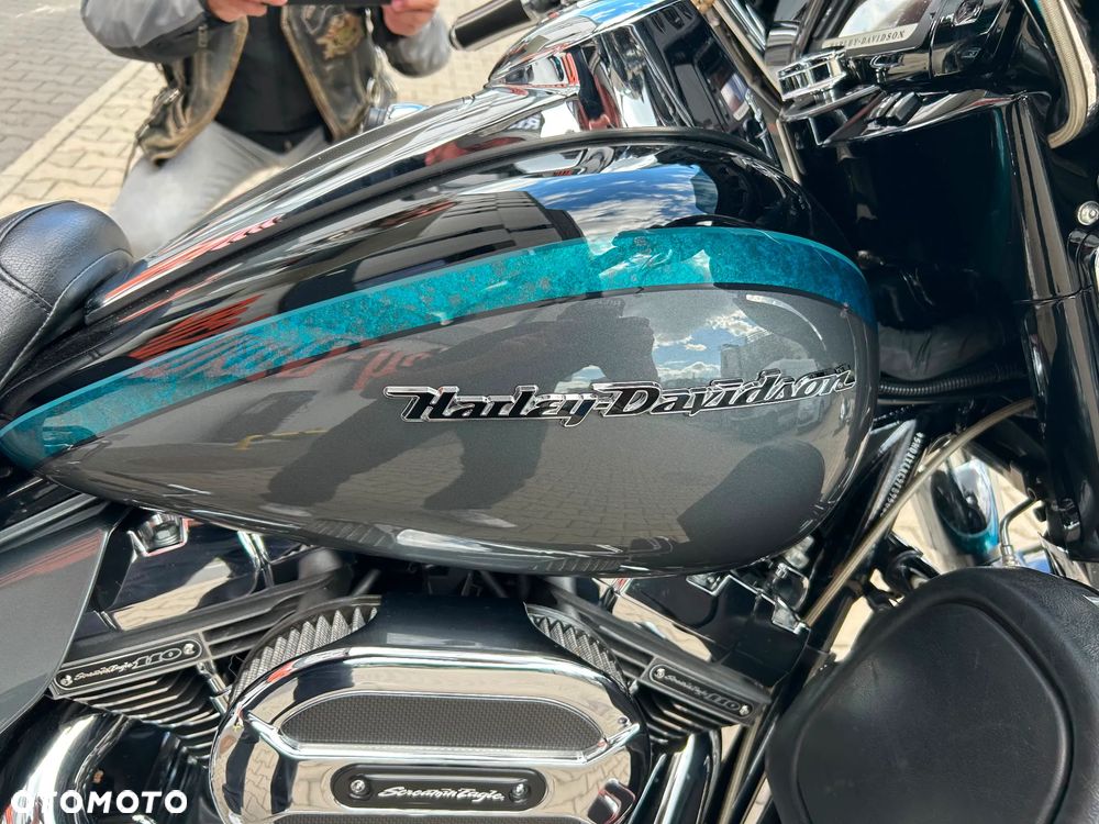 Harley-Davidson FLHTCU Ultra - 19