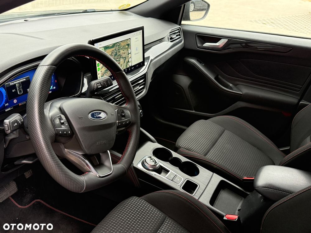 Ford Focus 1.5 EcoBlue Start-Stopp-System ST-LINE - 16