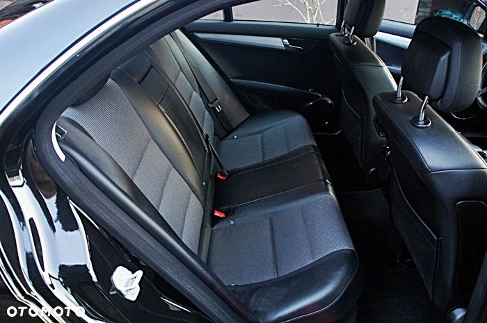 Mercedes-Benz Klasa C 180 Kompressor - 19