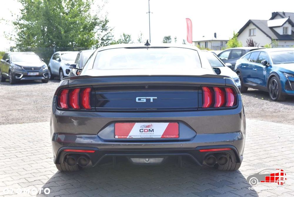 Ford Mustang 5.0 V8 GT - 9