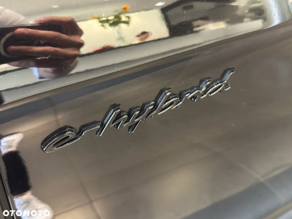 Porsche Panamera Turbo E-Hybrid PHEV - 9