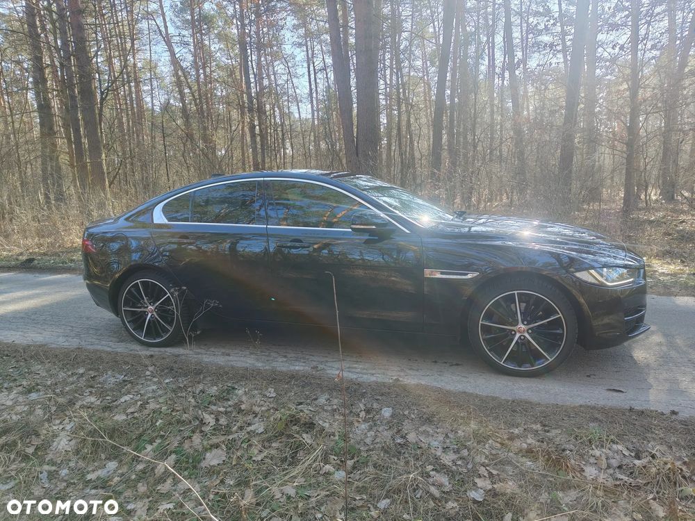 Jaguar XE 2.0 D AWD Portfolio - 27