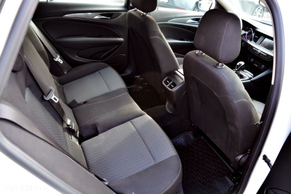 Opel Insignia 1.6 ECOTEC Exclusive - 11