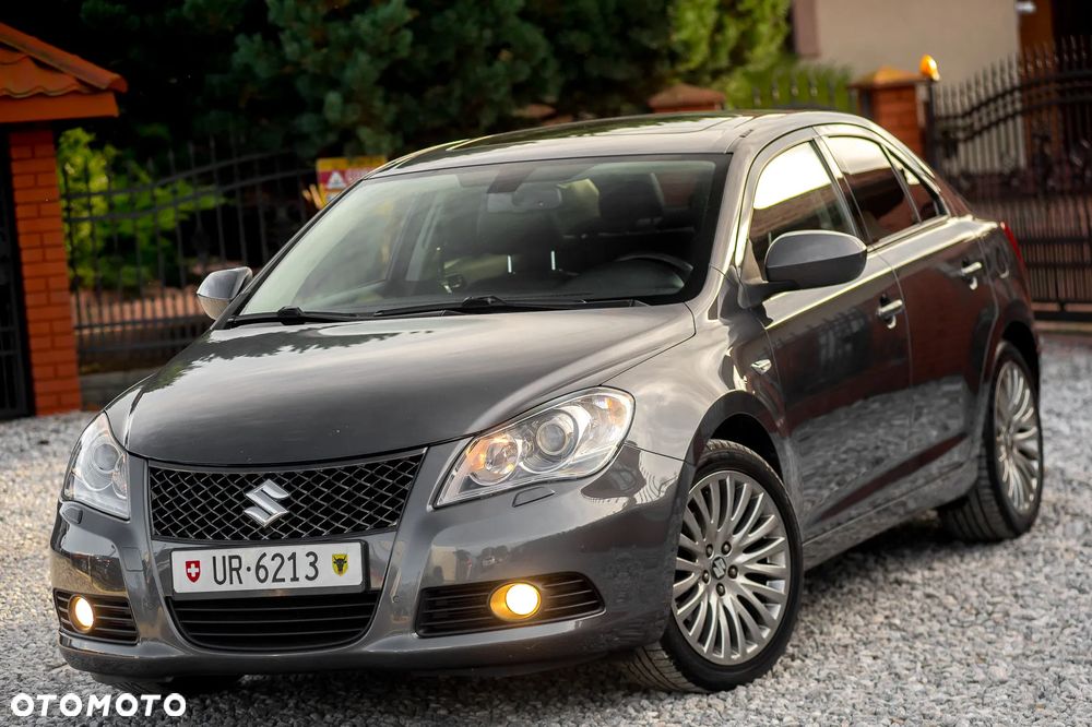 Suzuki Kizashi 2.4 Sport 4WD CVT - 5