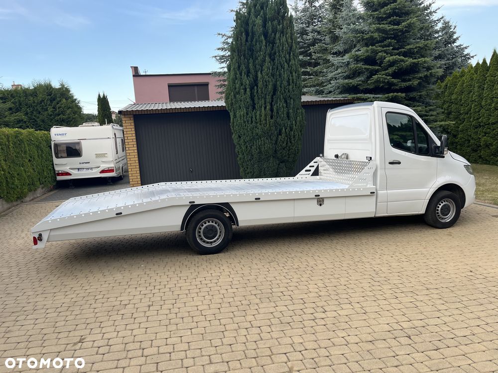 Mercedes-Benz Sprinter - 7