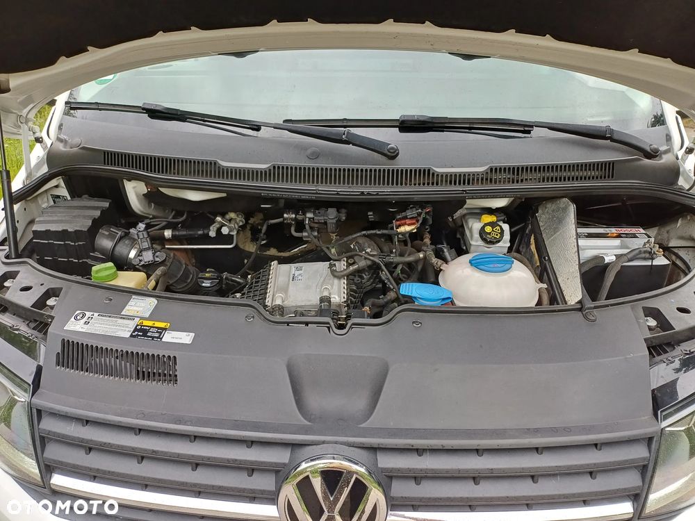 Volkswagen Transporter - 12